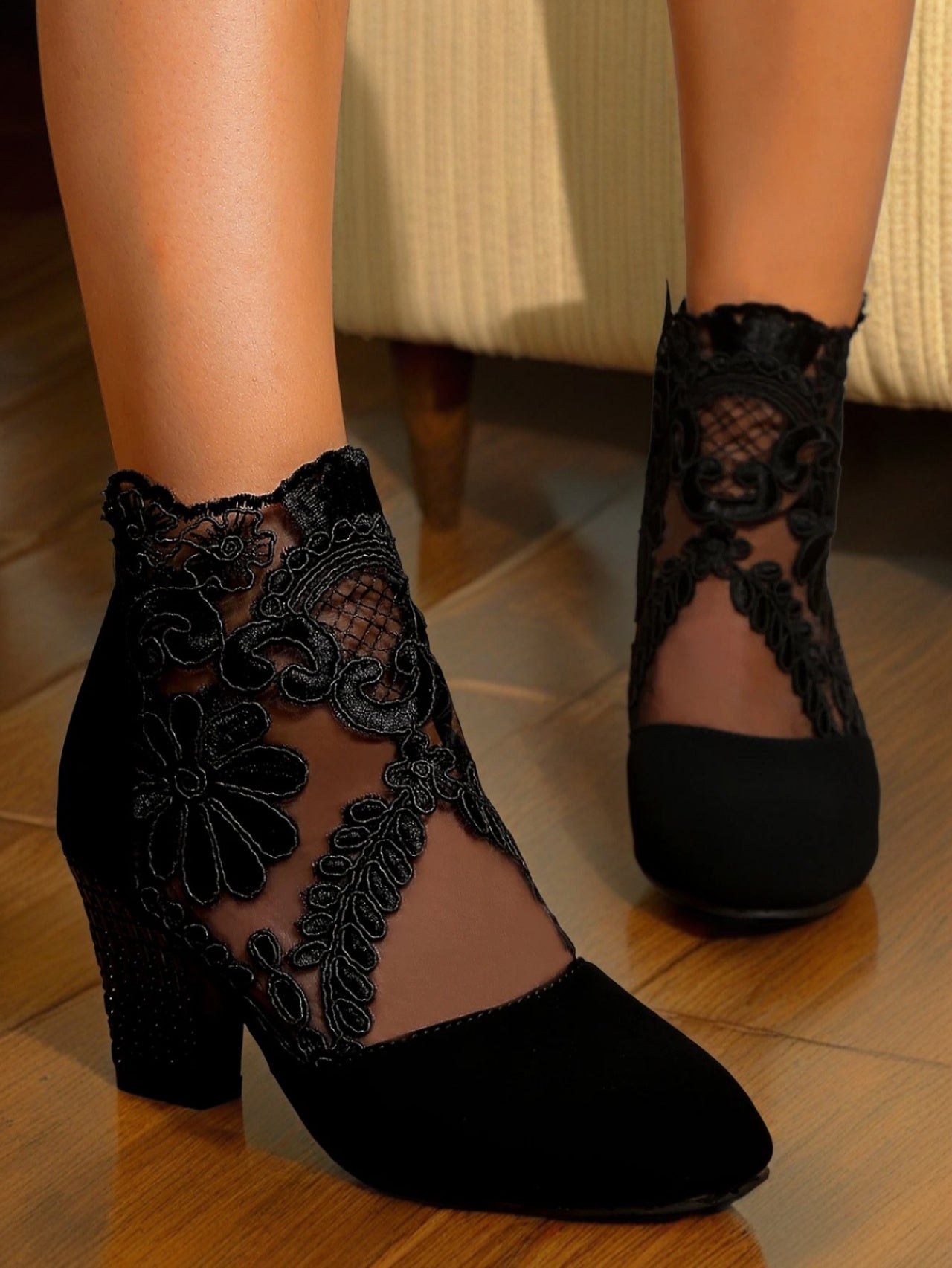 CBlack Lace Embroidered Mesh Ankle Boots, Chunky Rhinestone High-heeled Ankle Boots, Suede Patchwork Sexy Hollow-out Women's Boots, Versatile For Dating And Commuting, Exuding Elegant Femininity, Uniq