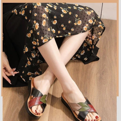 Slope Heel Soft Sole Versatile Shoes Fashionable Mom Sandals Flip Flops