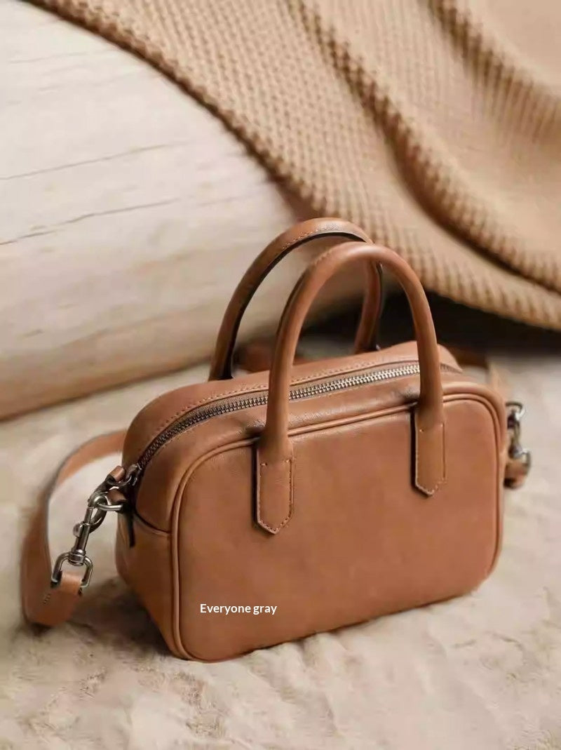 Vegetable-tanned Cowhide Casual Women's Shoulder Bag