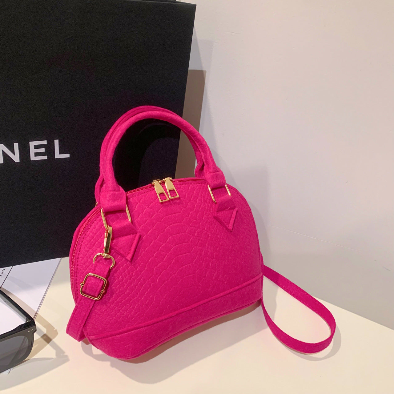 Spring New Fashion Retro Hand-held Shoulder Crossbody Bag For Women